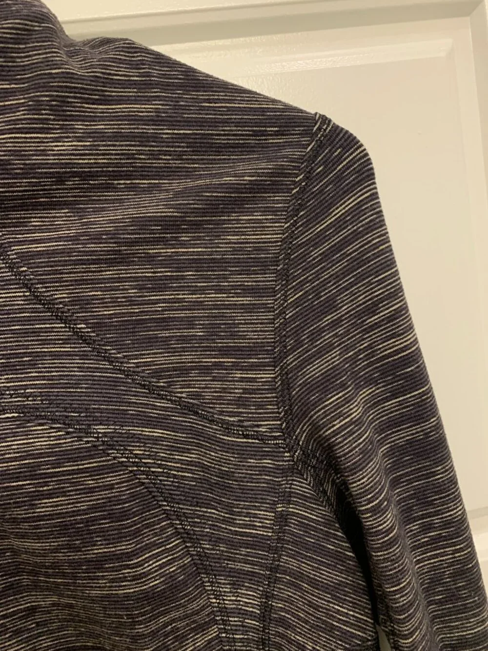 Lululemon Forme Jacket - Picture 6 of 8